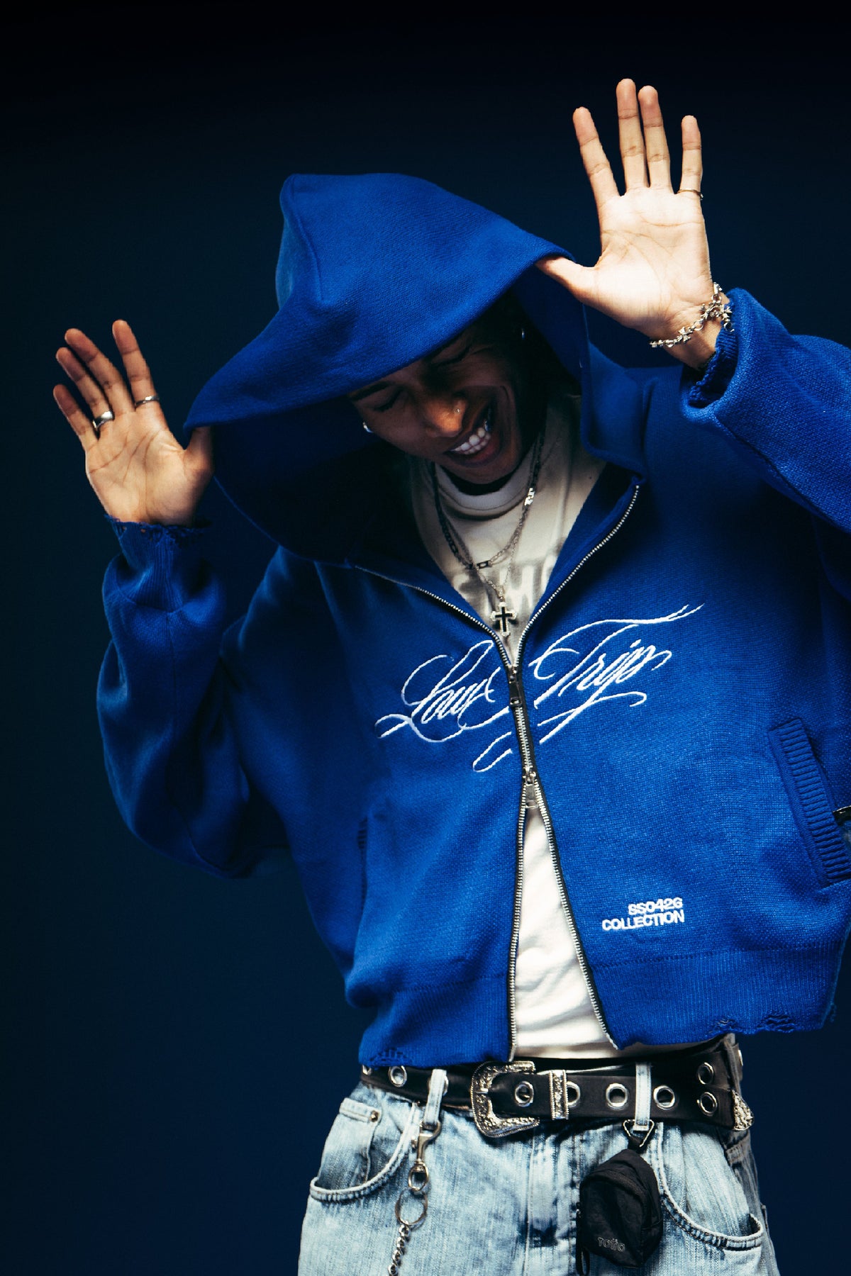 EXCLUSIVE CLOTHING